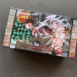 Demon Slayer Complete Box Set
